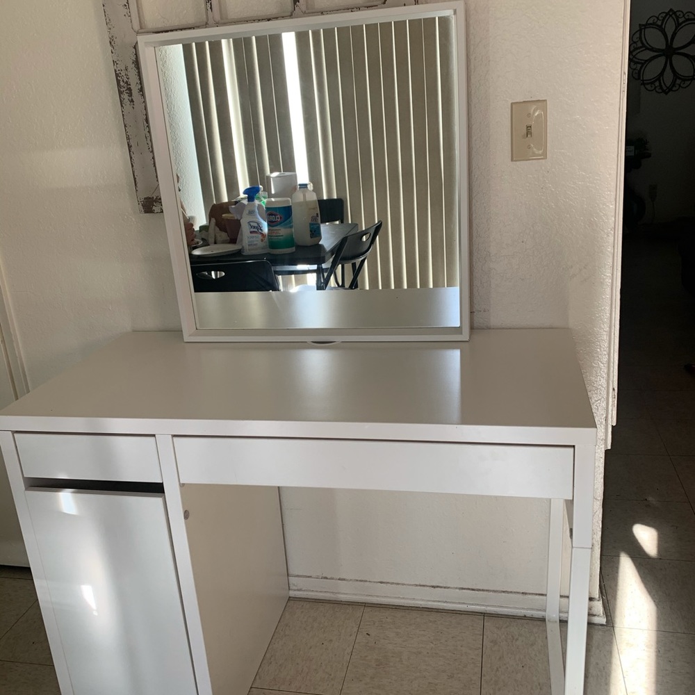 Desk and Mirror Set